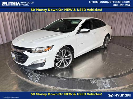 Summit White 2022 Chevrolet Malibu LT