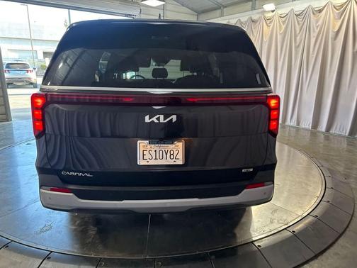 Panthera Metal 2026 Kia Carnival Hybrid LXS