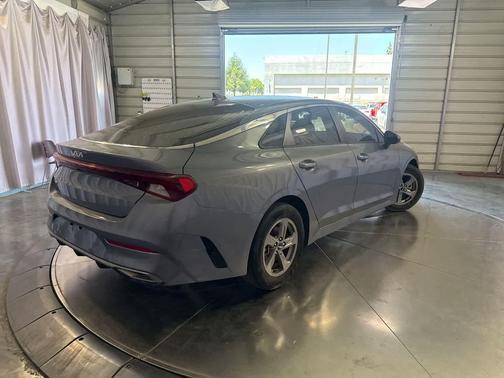 Everlasting Silver 2022 Kia K5 LXS