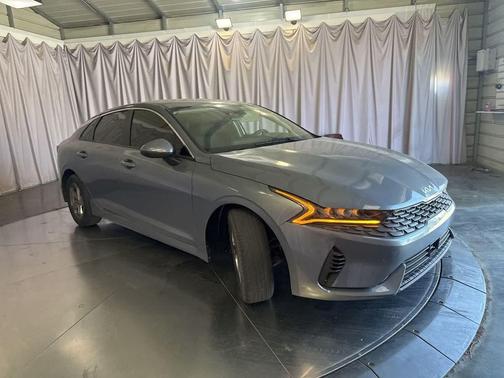 Everlasting Silver 2022 Kia K5 LXS