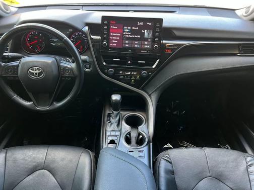 Celestial Silver/Midnight Black Metallic 2021 Toyota Camry XSE