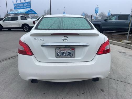 2010 Nissan Maxima SV