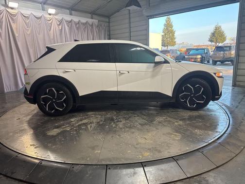 2023 Hyundai IONIQ 5 SEL