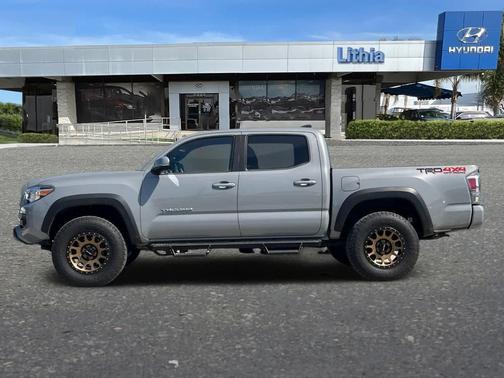Cement 2021 Toyota Tacoma TRD Off Road