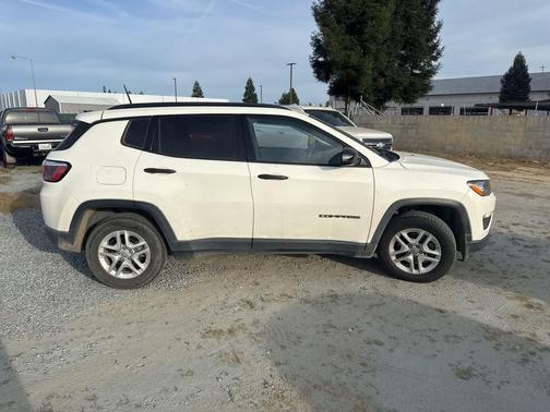 2018 Jeep Compass Sport