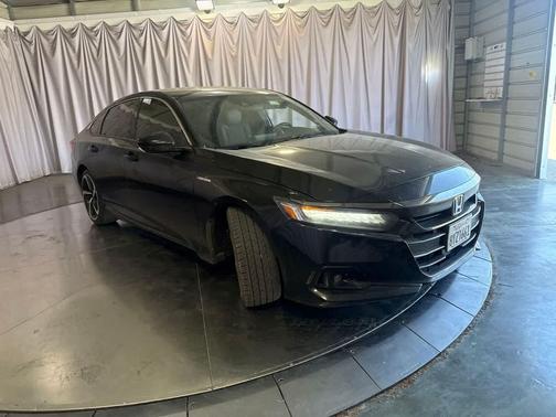 Crystal Black Pearl 2022 Honda Accord Hybrid Sport