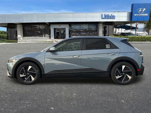 2026 Hyundai IONIQ 5 SE