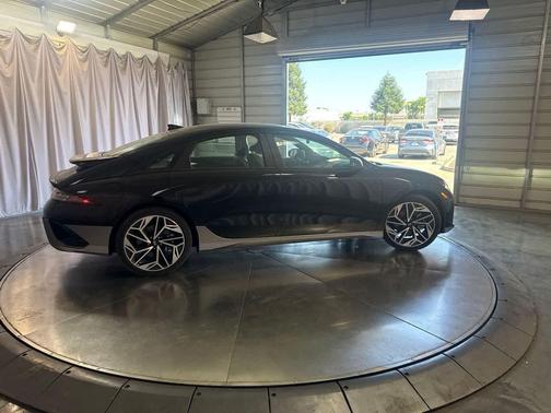 Onyx Black 2025 Hyundai IONIQ 6 SEL