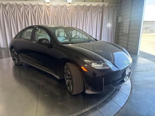 Onyx Black 2025 Hyundai IONIQ 6 SEL