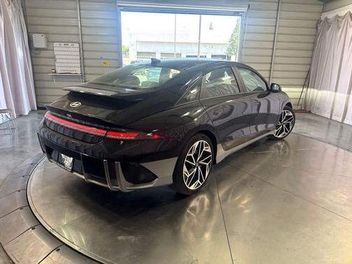 Onyx Black 2025 Hyundai IONIQ 6 SEL