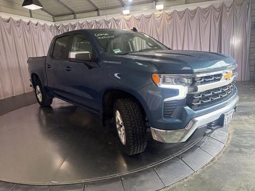 Lakeshore Blue Metallic 2024 Chevrolet Silverado 1500 LT