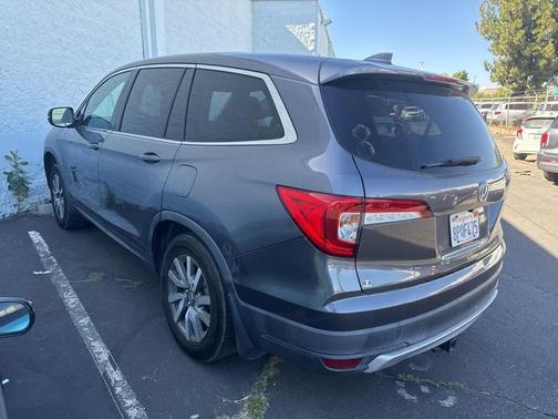 Modern Steel Metallic 2020 Honda Pilot EX