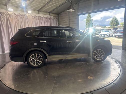 Becketts Black 2017 Hyundai SANTA FE SE