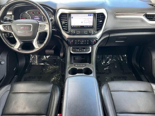 White Frost Tricoat 2020 GMC Acadia SLT