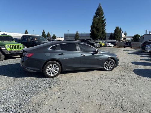 Shadow Gray Metallic 2019 Chevrolet Malibu LT