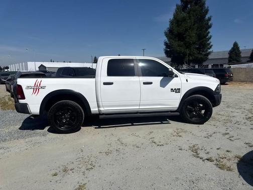 Bright White Clearcoat 2020 RAM 1500 Classic Warlock