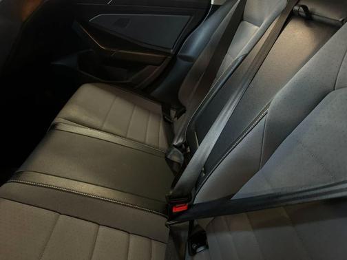 Gray 2025 Volkswagen Jetta 1.4T SE