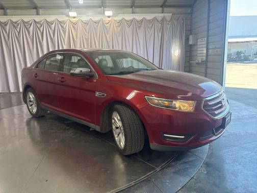 2018 Ford Taurus Limited