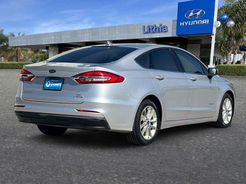 2019 Ford Fusion Hybrid SE