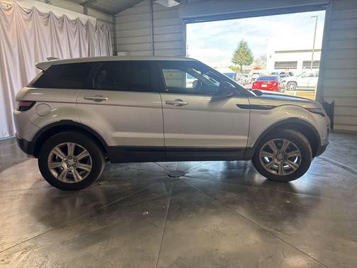 2019 Land Rover Range Rover Evoque SE