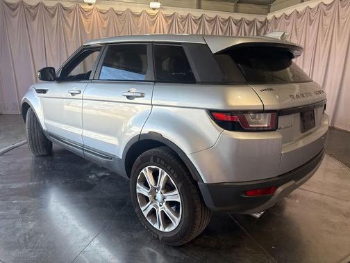 2019 Land Rover Range Rover Evoque SE
