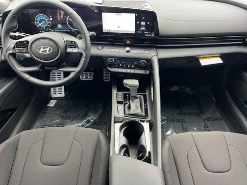 Abyss Black 2026 Hyundai ELANTRA HEV SEL Sport