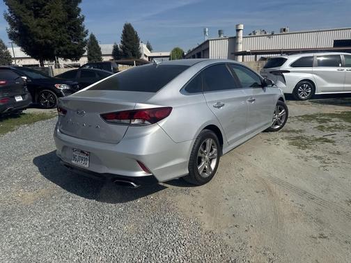 2018 Hyundai SONATA SEL