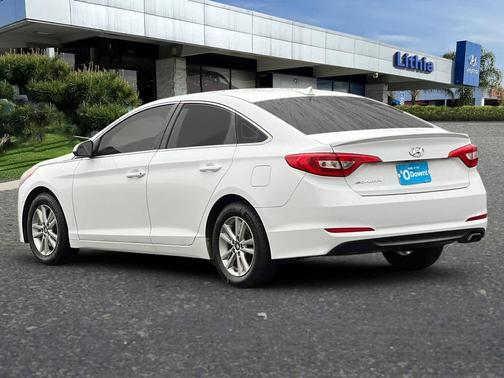 2016 Hyundai SONATA SE