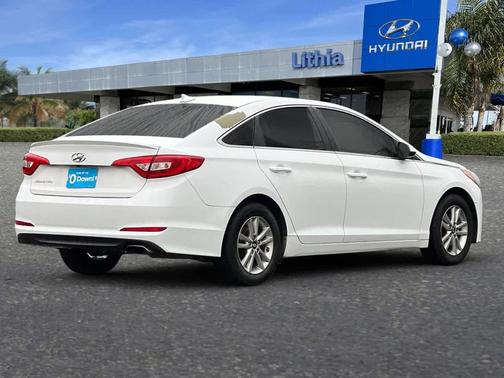 2016 Hyundai SONATA SE