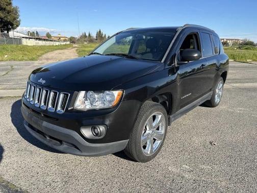Photo 2 of 42 of 2012 Jeep Compass Limited