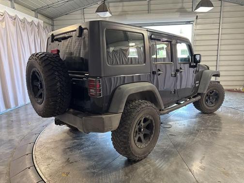 2013 Jeep Wrangler Unlimited Sport