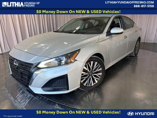 Brilliant Silver Metallic 2023 Nissan Altima 2.5 SV