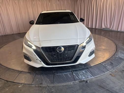 2021 Nissan Altima 2.0 SR