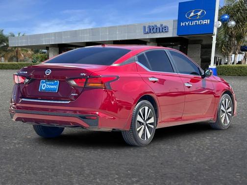 Scarlet Ember Tintcoat 2022 Nissan Altima 2.5 SV