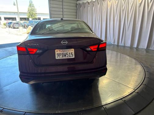 Garnet Pearl Metallic 2025 Nissan Altima SV