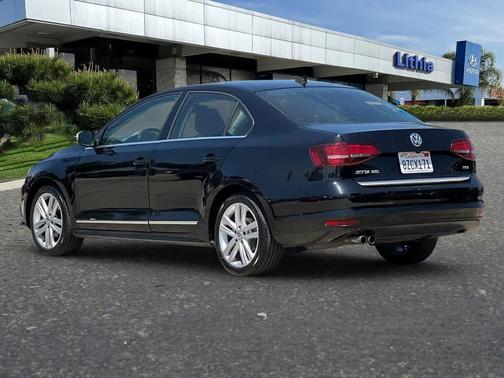 2017 Volkswagen Jetta 1.8T SEL