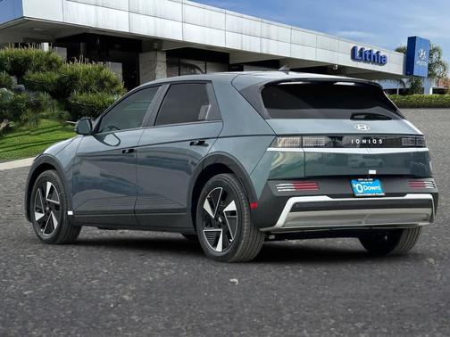 Digital Teal 2026 Hyundai IONIQ 5 SE