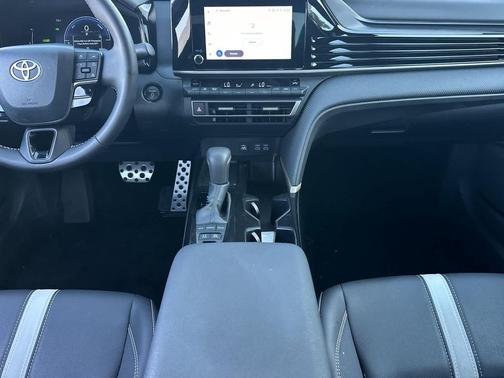 Midnight Black Metallic 2026 Toyota Camry SE