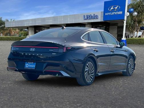 2026 Hyundai SONATA Hybrid Limited