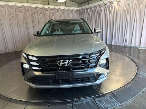 Shimmering Silver 2025 Hyundai TUCSON SEL