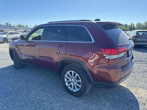 Velvet Red Pearlcoat 2021 Jeep Grand Cherokee Laredo