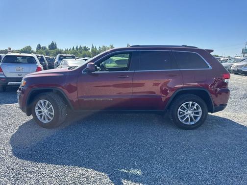 Velvet Red Pearlcoat 2021 Jeep Grand Cherokee Laredo