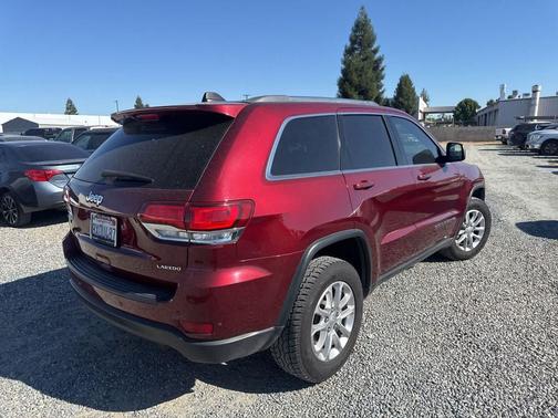 Velvet Red Pearlcoat 2021 Jeep Grand Cherokee Laredo