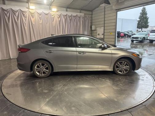 2017 Hyundai ELANTRA Value Edition