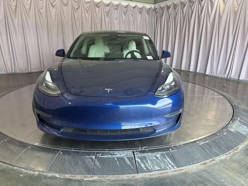 Blue 2022 Tesla Model 3 Standard Range