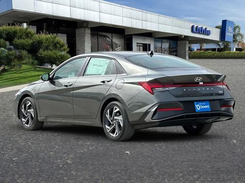 2025 Hyundai ELANTRA Limited