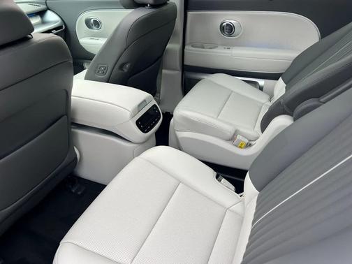 Abyss Black 2026 Hyundai IONIQ 9 Performance Calligraphy