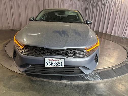 Everlasting Silver 2023 Kia K5 LXS