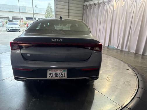 Everlasting Silver 2023 Kia K5 LXS