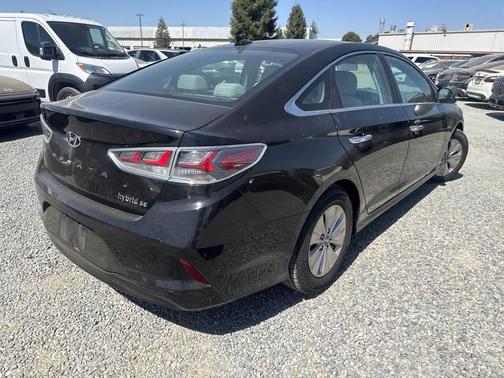 Nocturne Black 2019 Hyundai SONATA Hybrid SE
